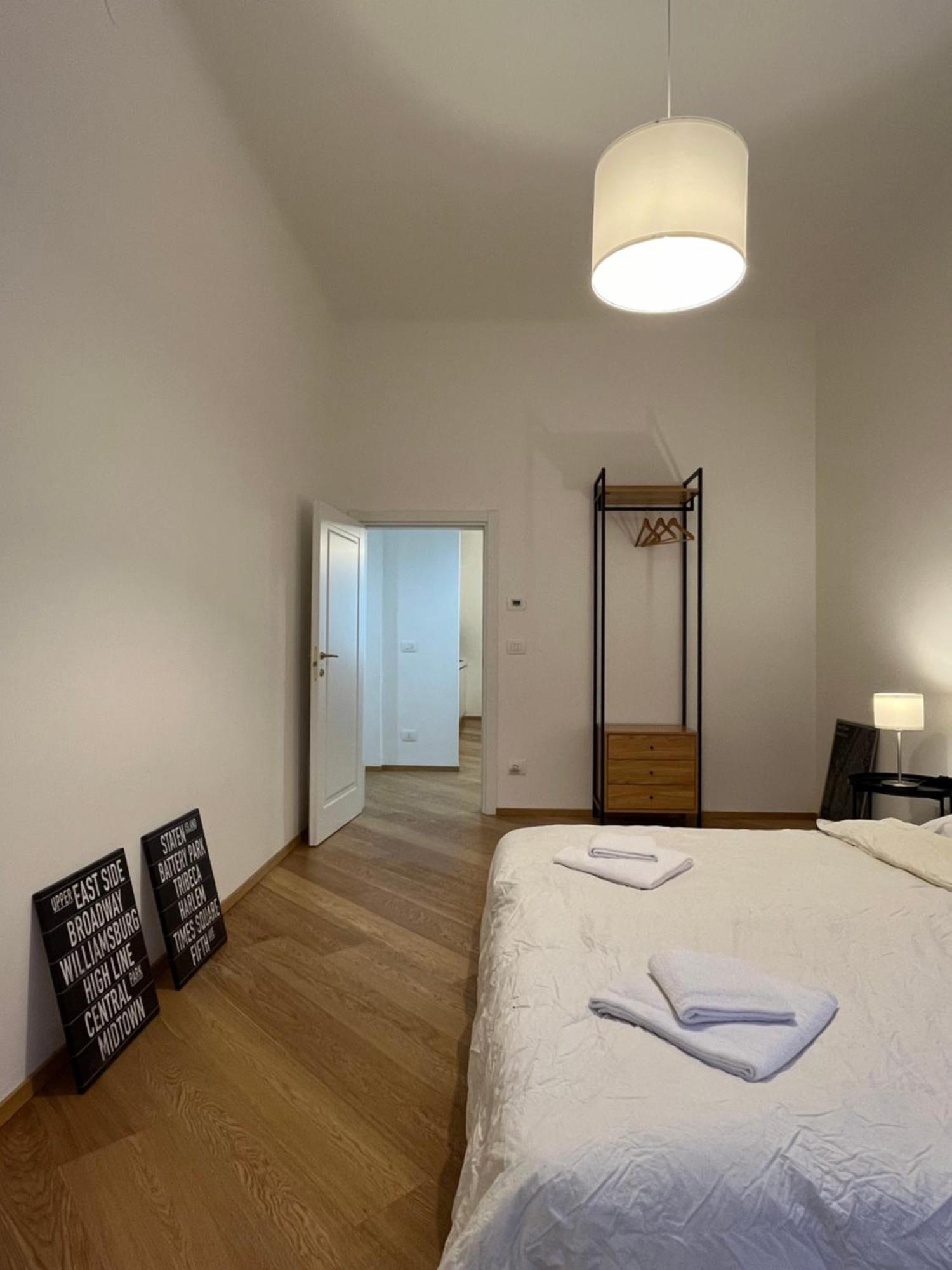 Porta Nova, Bologna By Short Holidays ภายนอก รูปภาพ