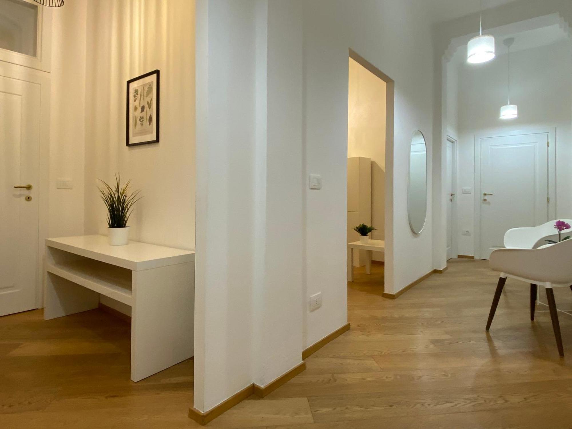 Porta Nova, Bologna By Short Holidays ภายนอก รูปภาพ