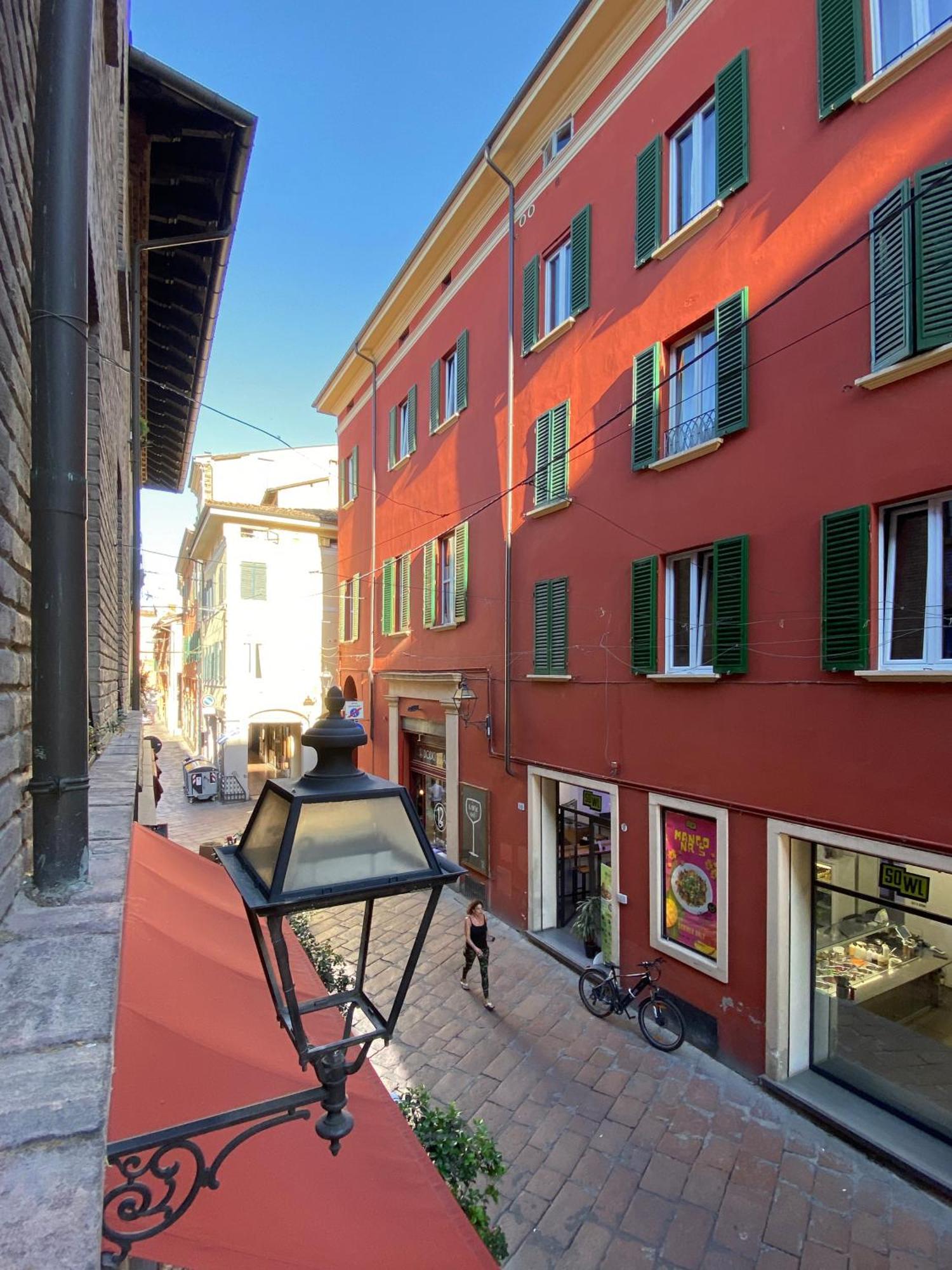 Porta Nova, Bologna By Short Holidays ภายนอก รูปภาพ